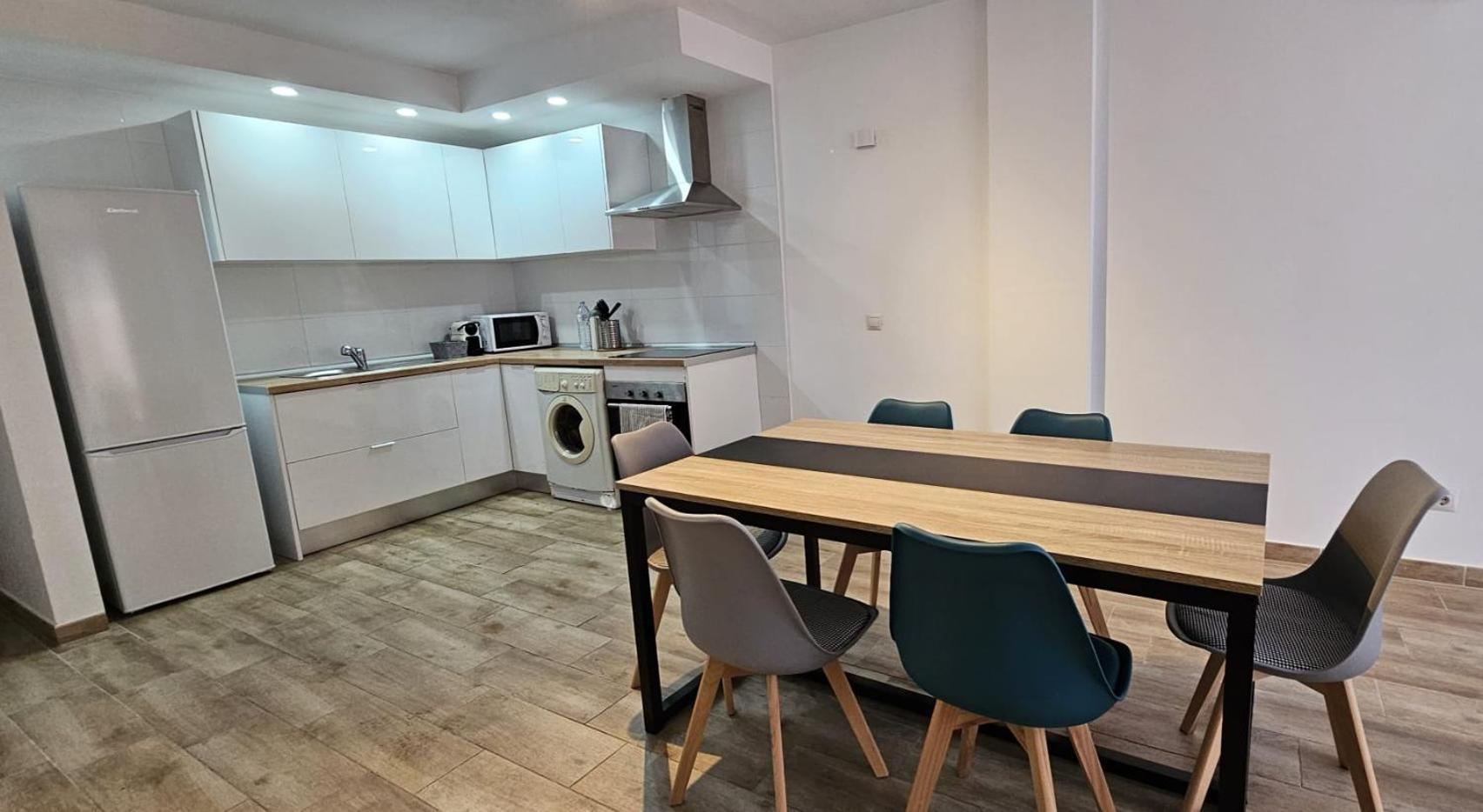 Apartamento Ciudad Y Playa *